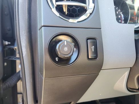 Used 2016 Ford F250 XLT w/ XLT Value Package image 14