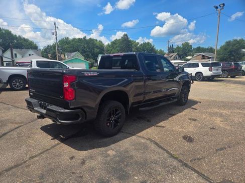 Used 2023 Chevrolet Silverado 1500 LT Trail Boss w/ Convenience Package II AWD/4WD image 4