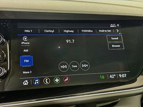 Used 2023 Buick Envision Essence w/ Sport Touring Package image 15