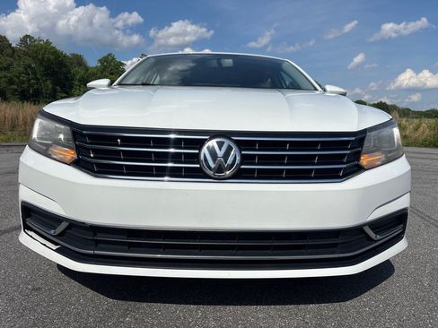 Used 2018 Volkswagen Passat 2.0T S w/ Driver Assistance Package FWD image 6