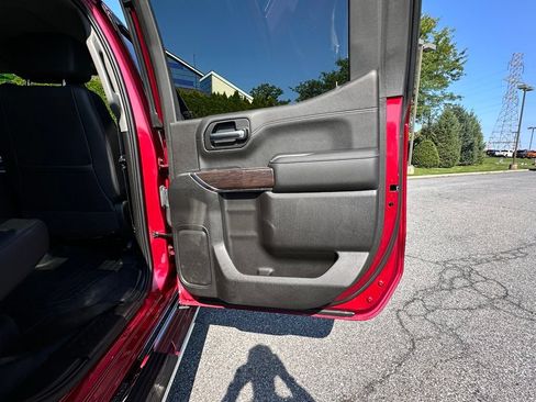Used 2019 GMC Sierra 1500 SLT w/ SLT Premium Plus Package AWD/4WD image 19