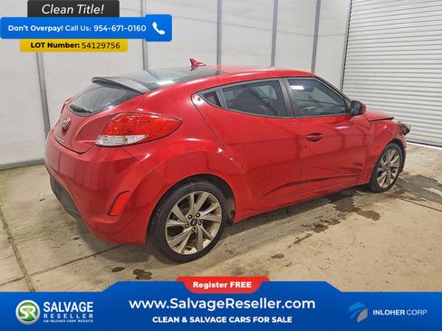 Used 2016 Hyundai Veloster FWD image 4
