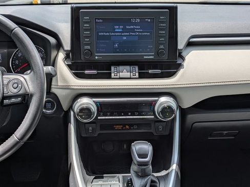 Used 2022 Toyota RAV4 XLE Premium FWD image 21