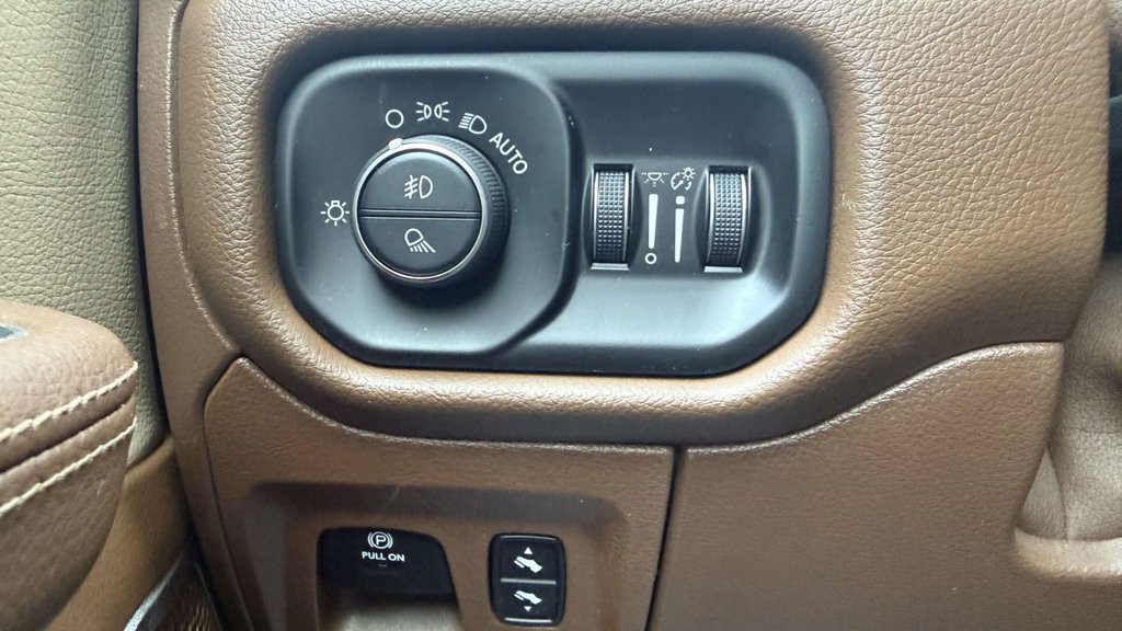 Used 2019 RAM 1500 Laramie AWD/4WD image 80