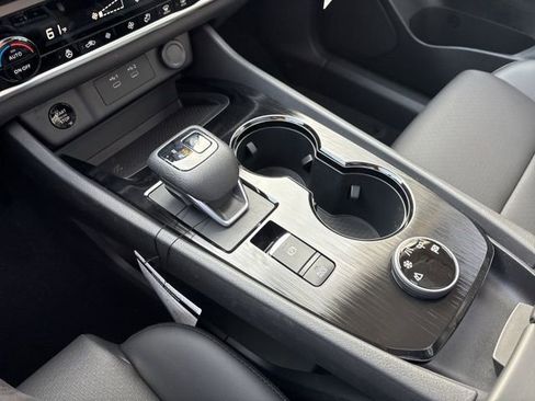 New 2026 Nissan Rogue SV AWD/4WD image 12