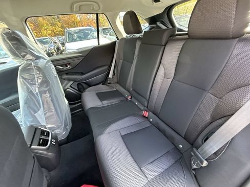 Certified 2025 Subaru Outback Premium AWD/4WD image 13