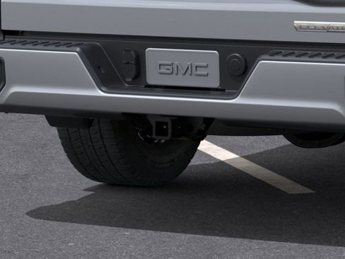 New 2026 GMC Sierra 1500 Elevation image 14
