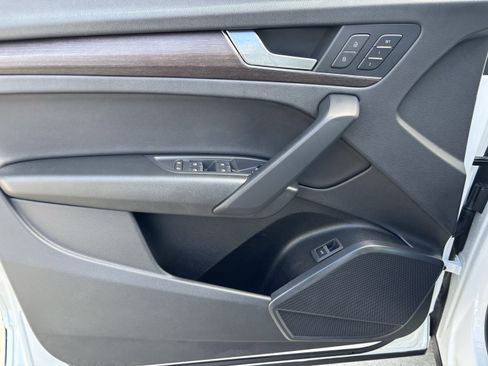 Used 2023 Audi Q5 2.0T Premium image 13