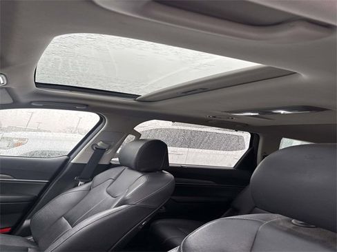 Certified 2022 Kia Telluride EX w/ EX Premium Package image 5