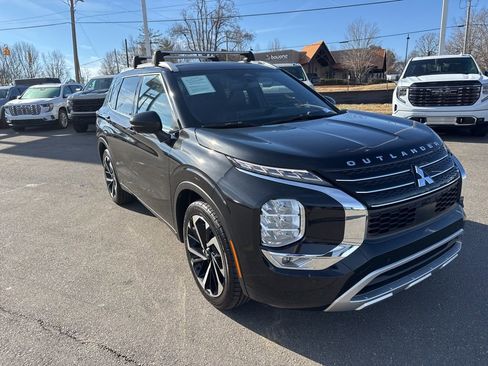 Used 2022 Mitsubishi Outlander SEL image 7