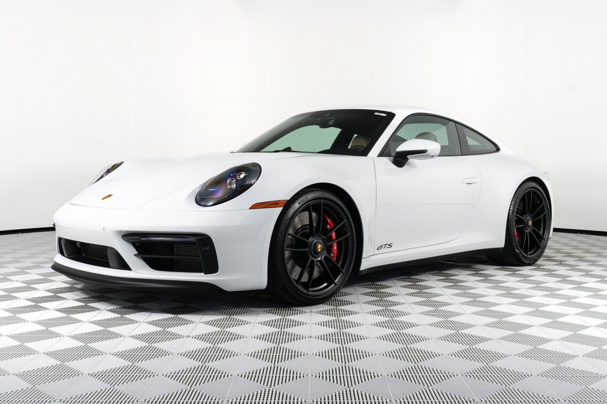 Used 2023 Porsche 911 Carrera S RWD image 7