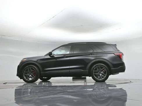 New 2026 Ford Explorer ST RWD image 53