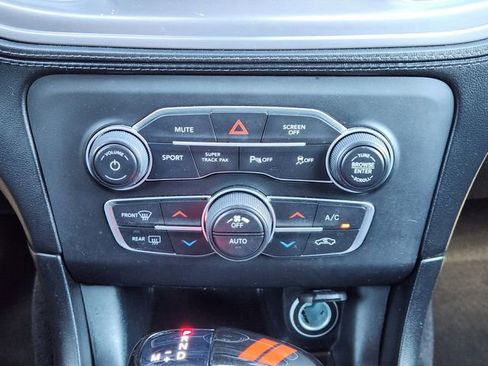 Used 2023 Dodge Charger R/T w/ Plus Group image 17