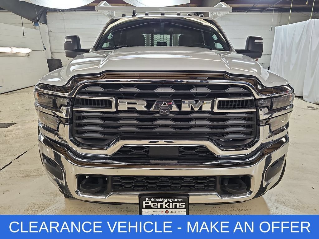 New 2026 RAM 5500 Tradesman AWD/4WD image 35