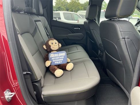 New 2025 Chevrolet Colorado ZR2 w/ Midnight Edition image 26