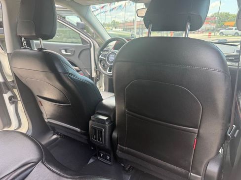 Used 2021 Jeep Compass Trailhawk AWD/4WD image 26