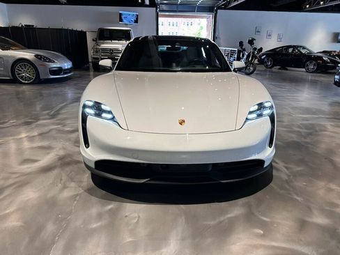 Used 2020 Porsche Taycan 4S image 8