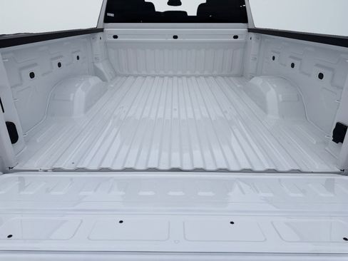 Used 2026 Chevrolet Silverado 2500 Custom w/ Custom Value Package image 16