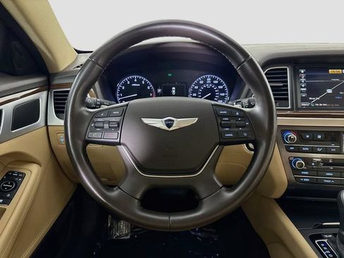 Used 2016 Hyundai Genesis 3.8 RWD image 11