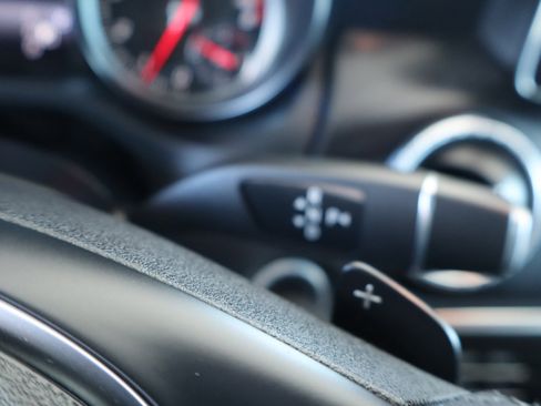 Used 2019 Mercedes-Benz CLA 250 image 24