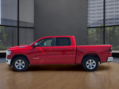 Used 2024 RAM 1500 Laramie RWD image 13