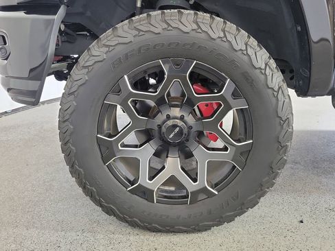 Used 2023 RAM 1500 Big Horn image 9