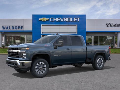 New 2026 Chevrolet Silverado 2500 LT image 2