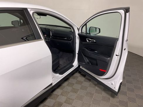 Used 2023 Kia Sportage EX FWD image 37