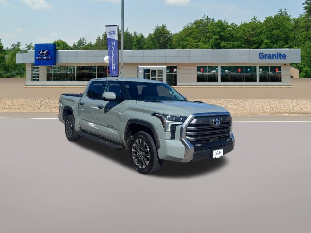 Used 2024 Toyota Tundra Limited AWD/4WD image 5