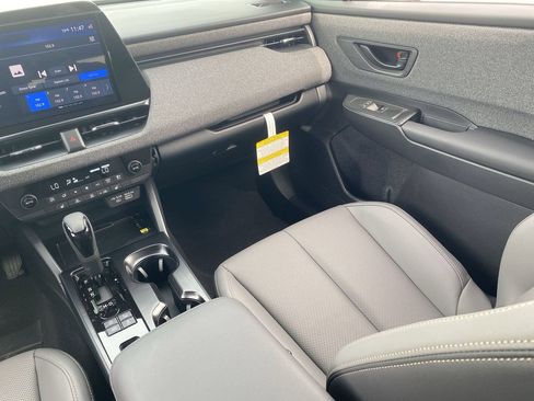 New 2026 Subaru Outback Limited XT w/ Premium/Limited Package 2 AWD/4WD image 12