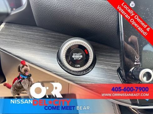 Used 2024 Jeep Wagoneer L Series II w/ Flexible Seating Group AWD/4WD image 31