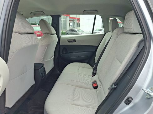 Used 2024 Toyota Corolla Cross L FWD image 11