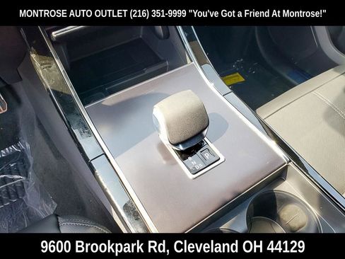 New 2026 Land Rover Range Rover Velar Dynamic SE image 8