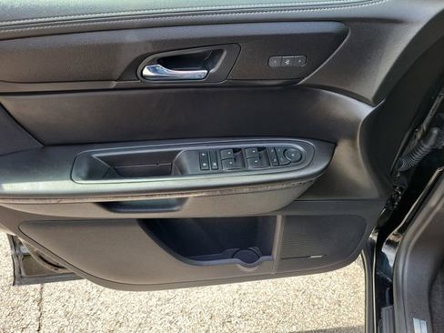 Used 2017 GMC Acadia Limited SLT FWD image 15