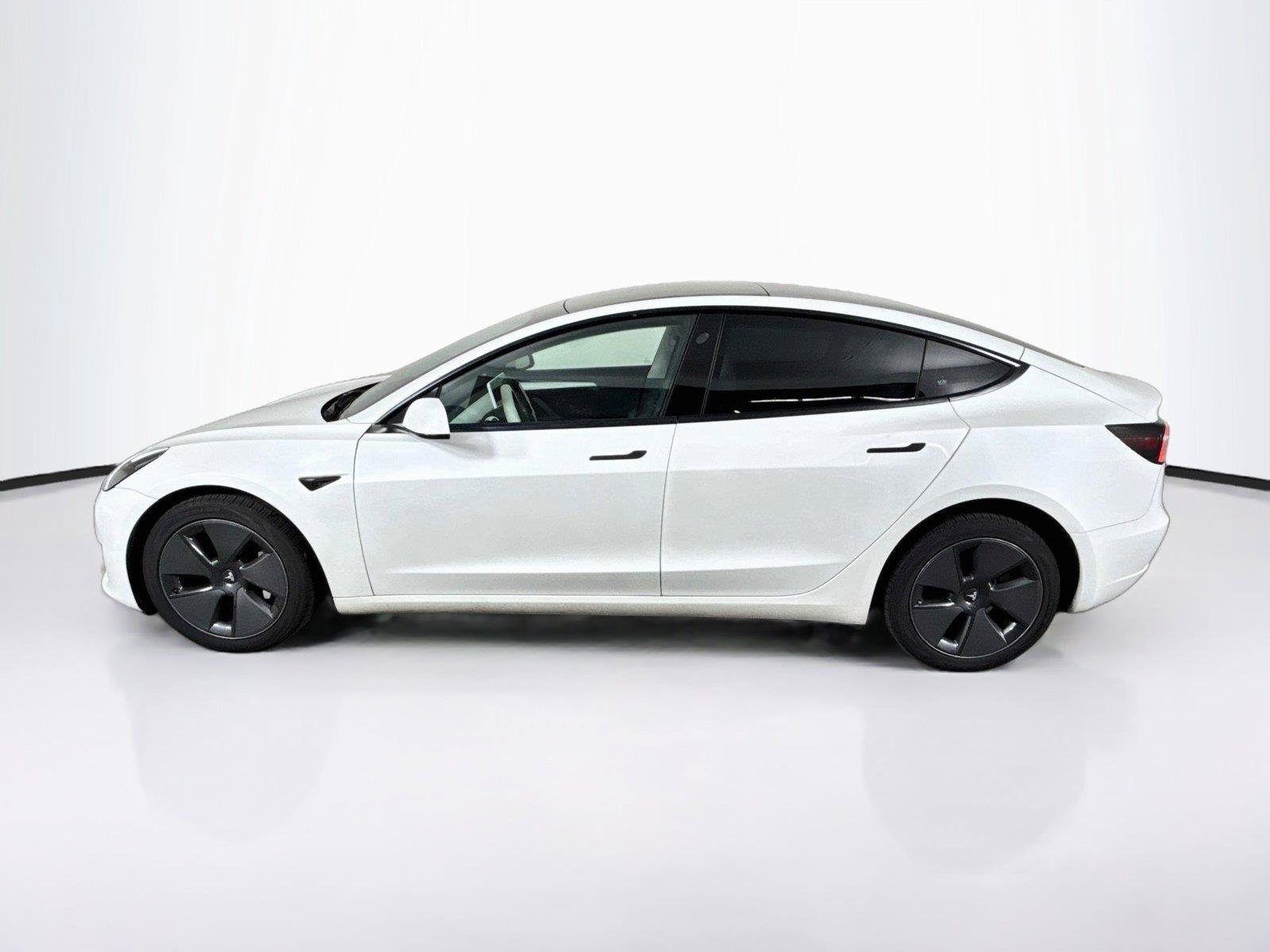 Used 2021 Tesla Model Y Performance AWD/4WD image 2