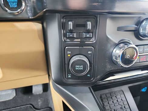 New 2026 Ford F250 Lariat w/ Chrome Package AWD/4WD image 27