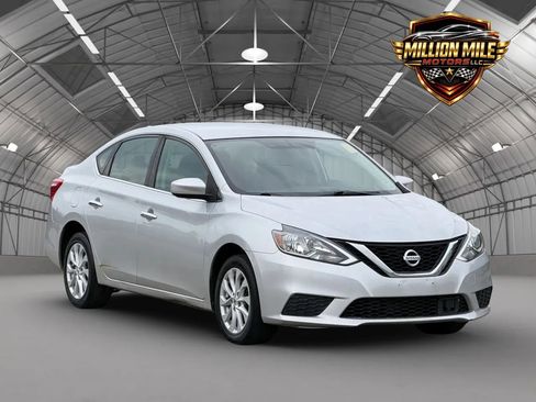 Used 2019 Nissan Sentra SV FWD image 1