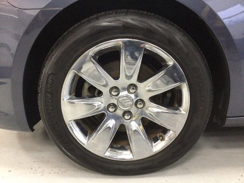 Used 2013 Buick LaCrosse Leather w/ Driver Confidence Package image 18