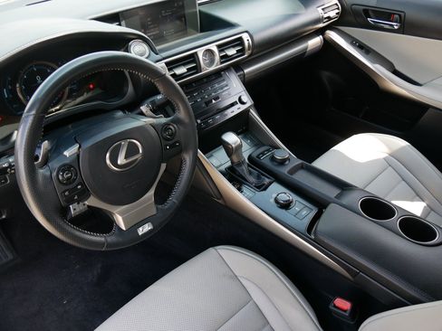 Used 2014 Lexus IS 250 w/ F-Sport Package RWD image 13