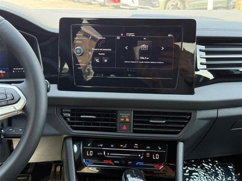 New 2025 Volkswagen Jetta Sport image 7