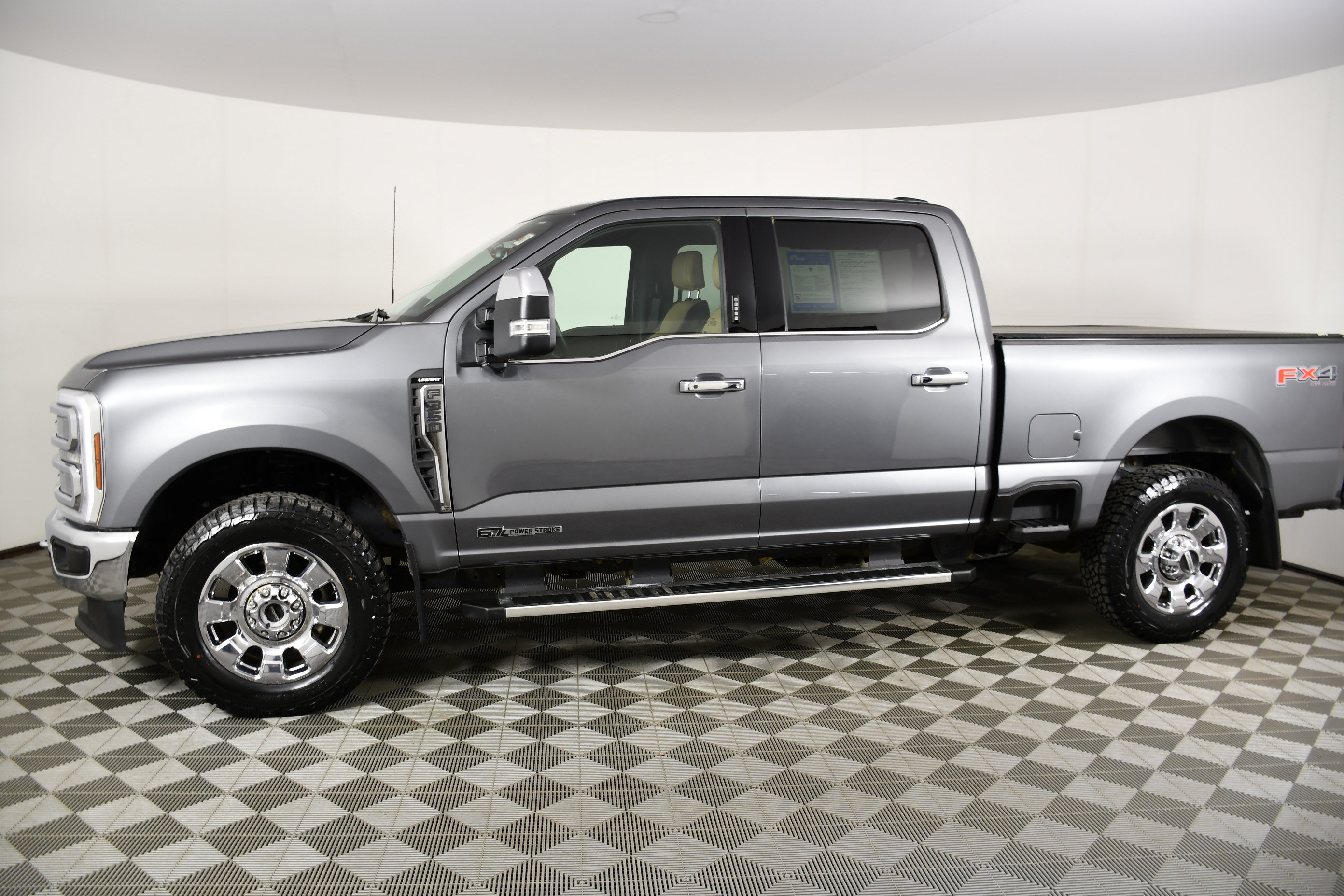 Used 2024 Ford F350 Lariat w/ Chrome Package AWD/4WD image 9