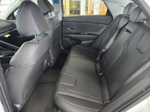 New 2026 Hyundai Elantra Limited FWD image 36