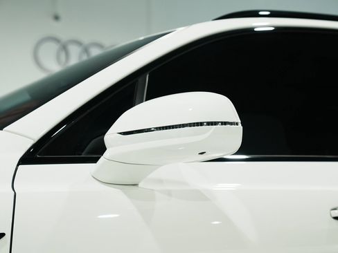 Used 2022 Bentley Bentayga Speed image 9