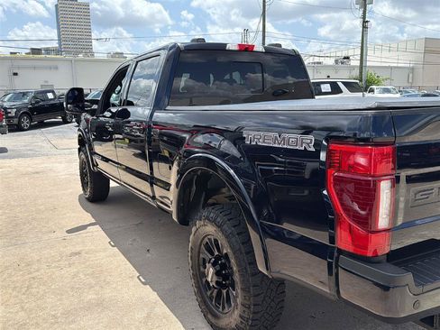 Used 2022 Ford F350 Lariat w/ Tremor Off-Road Package AWD/4WD image 8
