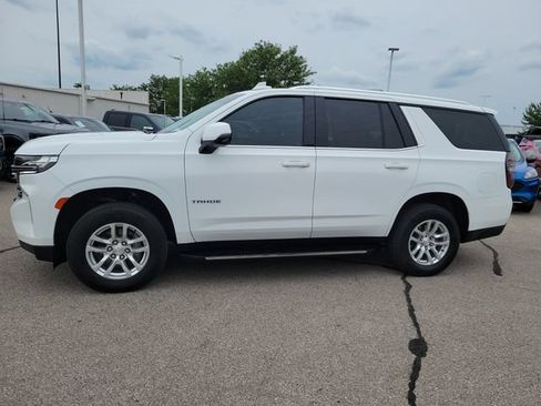 Used 2024 Chevrolet Tahoe LT w/ Luxury Package AWD/4WD image 2