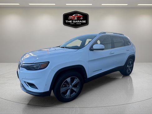 Used 2021 Jeep Cherokee Limited w/ Elite Package image 4