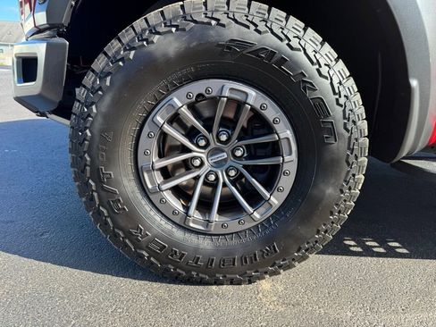 Used 2020 Ford F150 Raptor w/ Equipment Group 802A Luxury image 13