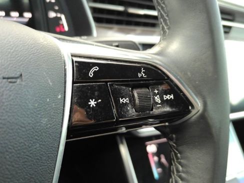 Used 2023 Audi A6 2.0T Premium w/ Convenience Package AWD/4WD image 39