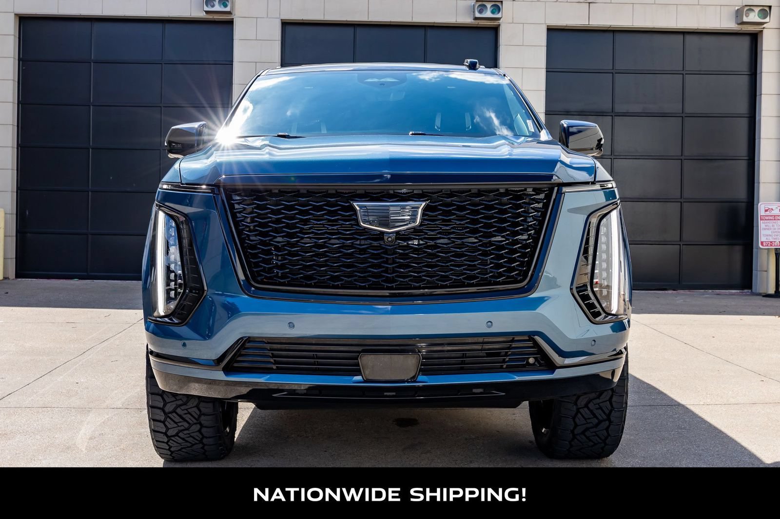 Used 2025 Cadillac Escalade Sport Platinum AWD/4WD image 4