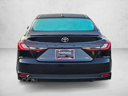 New 2025 Toyota Camry SE image 7